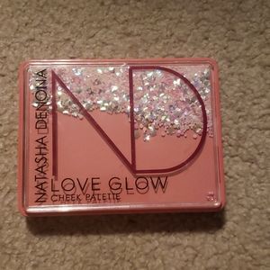 Natasha demona limited edition love glow cheek pal